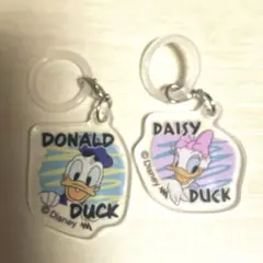ドナルド&デイジーの目印チャーム
