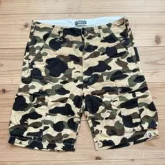 APE エイプ　ショートパンツ　カモ柄　メンズSのサムネイル
