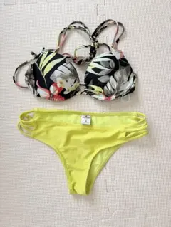 Hollister ビキニセット 32B/XSサイズのサムネイル