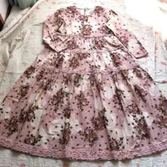 アトリエまりこ】 ✨️超美品花モチーフ 花柄ワンピース前ボタン