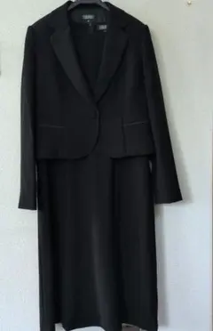 13号/1回使用【美品】洋服の青山・喪服ブラックフォーマルセットアップ