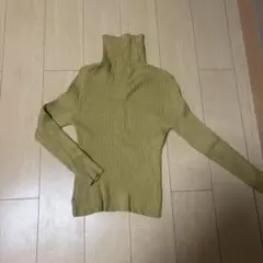 イエロー タートルネック セーター Lサイズ