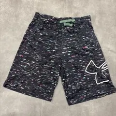 Under Armour ハーフパンツ ブラック/マルチカラー
