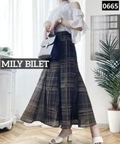 0665 MILY BILET 大人カラーが気分。チェック柄シアーフレアスカート