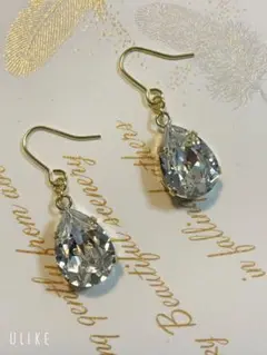 スワロフスキー ピアス