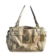 M*様 Coach コーチ　ベージュ レザー ハンドバッグ フロントポケット付き