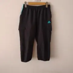adidas カーゴパンツ 黒