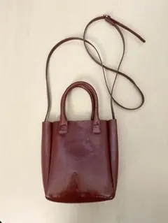 ショルダーバッグ　レッド