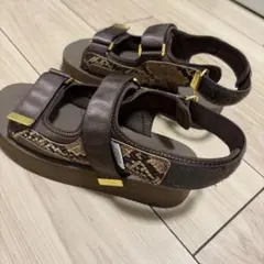 SUICOKE 厚底 スポーツサンダル パイソン柄のサムネイル