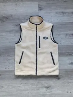 日曜日まで大幅値下げ‼️UGG シリコンパッチ　ボアベスト