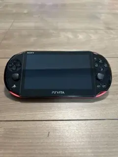 PS Vita Wi-Fiモデル 本体 (PCH-2000 ピンク/ブラック)