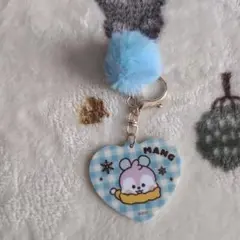 MANG ハート型キーホルダー 水色ファー付き