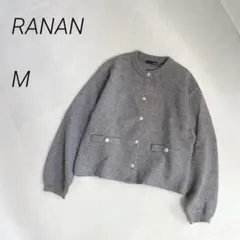 美品♡RANAN ゴールド調ボタンニットカーディガン　クルーネック　長袖　洗える