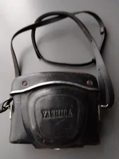 YASHICA minimatic-S フィルムカメラ ケース付きのサムネイル