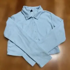 ライトブルー ボタン付きポロシャツ　カーディガン