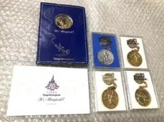 TDL 東京ディズニーランド キャスト限定メダル キーチェーンメダル  2025年最新】ディズニーランド 開園記念 メダルの人気アイテム - メルカリ