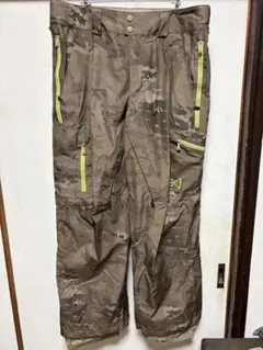 VOLCOM GORE-TEX 迷彩柄スノーボードパンツ - メルカリ