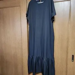 バースデーバッシュ　黒 　フリルカットソーワンピース