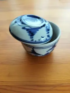 【蓋付き椀】 青い模様 陶器製