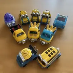 トミカ　ホットウォール　ミニオンカー　10台セット
