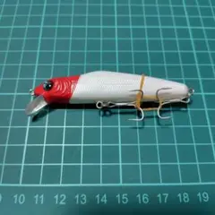 Item thumbnail for item 70972eb8-7a61-42f5-911e-52ed048d507d