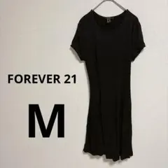 FOREVER 21 黒 半袖 ひざ丈ワンピース M シンプル　かわいいのサムネイル