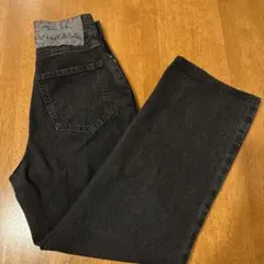 Item thumbnail for item 036e3c64-c8aa-4aa0-8152-59cc49dd722e