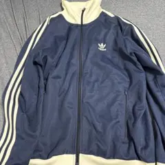 adidas トラックジャケットのサムネイル