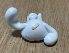 サンリオ　シナモロール　すってんころりんフィギュア