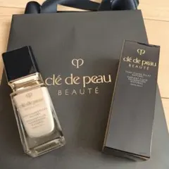クレ・ド・ポー・ボーテ clé de peau リキッドファンデーション