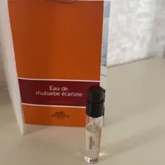 HERMES Eau de rhubarbe ecarlate サンプルのサムネイル