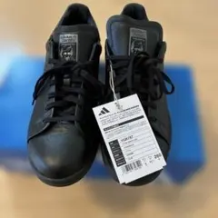 adidas STAN SMITH LUX ブラック 26.0cmのサムネイル