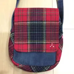 ラスト1点　即日発送☆美品☆ ファミリア ポシェット　即完売