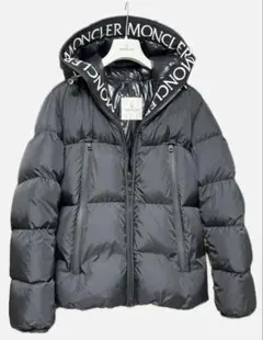 MONCLER モンクラーダウンジャケット 保管バッグ付き