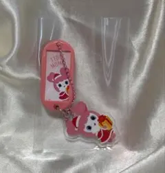 TWICEファミマくじ　ネームタグキーホルダーモモ　モブリー