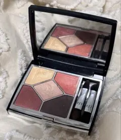 Item thumbnail for item fc204f49-4b57-4f31-8b94-1d042f380c69