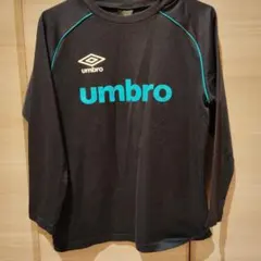 umbro 黒 長袖シャツ サイズ150cm