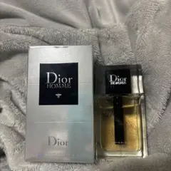 ディオール　オム　オードゥ　トワレ　50ml