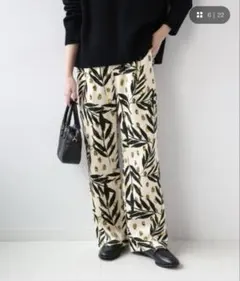 新品未開封！ボタニカルイージーパンツのサムネイル