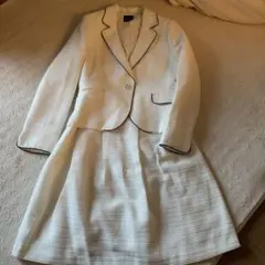 ONEIROS ホワイト スカートスーツ