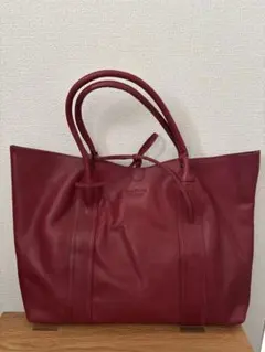 CACUMA 赤の軽いレザーバッグ 馬型押し - メルカリ