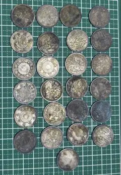 中国穴銭 安南銭 安法手主体100枚以上 - メルカリ