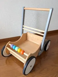 【美品】ボーネルンド　ベビーウォーカー（ホワイト＆グレー）のサムネイル