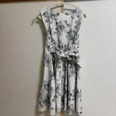 マーキュリー　ノースリーブワンピースのサムネイル