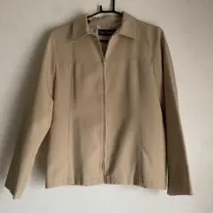 レディース　長袖　シャツ　ジャケット　M〜Ｌサイズ相当　ベージュ