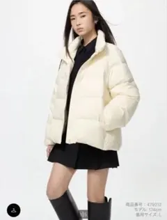Mサイズ　UNIQLO　ユニクロ　パウダーソフトダウンジャケット　オフホワイト