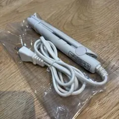 ホワイト ストレートヘアアイロン　コンパクトヘアアイロン