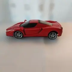 Ferrari Enzo ミニカー24分の1のサムネイル