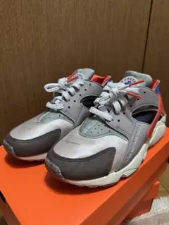 ナイキ　エア　ハラチ　NIKE AIR HAURACHE