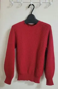 美品　UNTITLED レッド ニットセーター Mサイズ